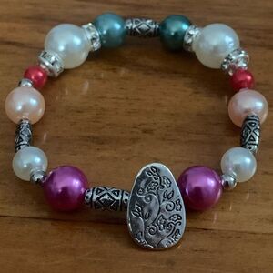 Handmade beaded pearl stretch bracelet